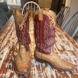 Rare Nocona Men's full quill ostrich square toe exotic cowboy boots.